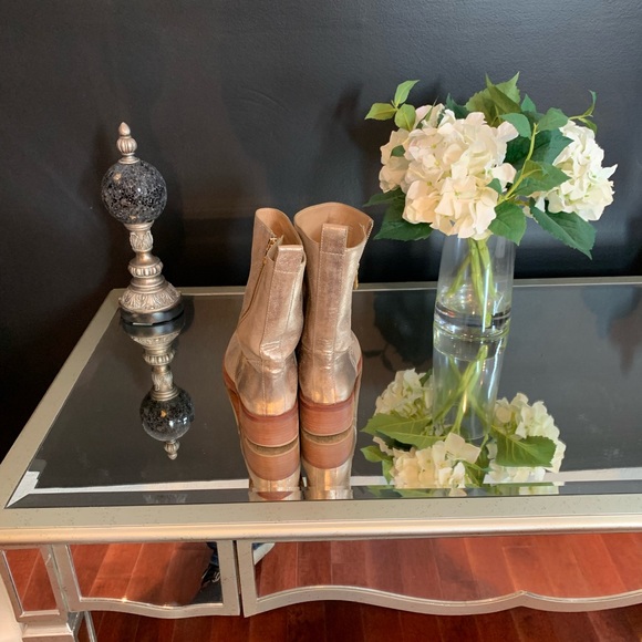 Tory Burch golden boots - Picture 2 of 8